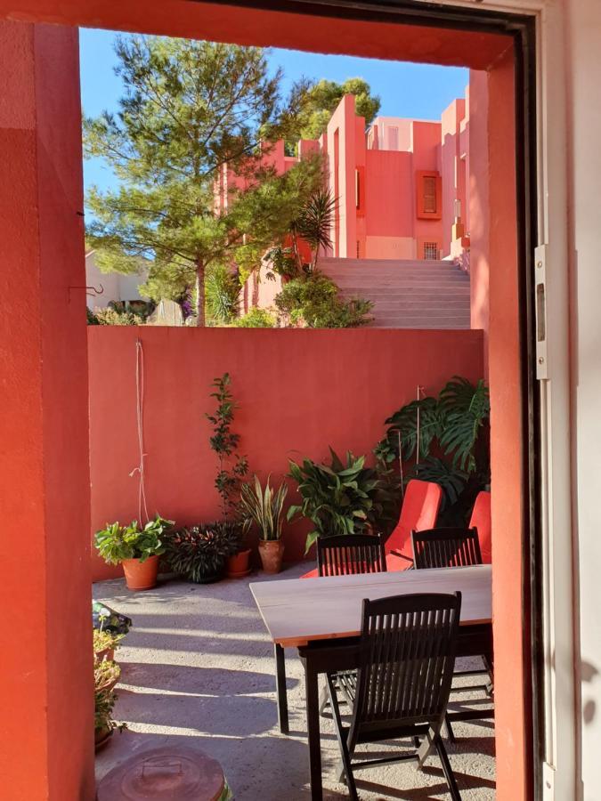 La Muralla Roja كاليبي المظهر الخارجي الصورة